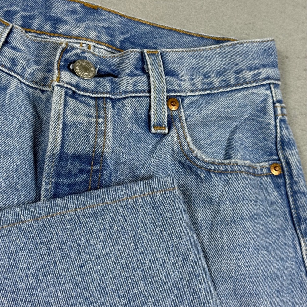 Levis Premium Distressed High Rise Straight Leg Jeans Light Wash Blue W23 L32